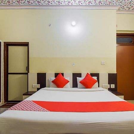 Oyo 11389 Hotel Ng Palace جايبور المظهر الخارجي الصورة