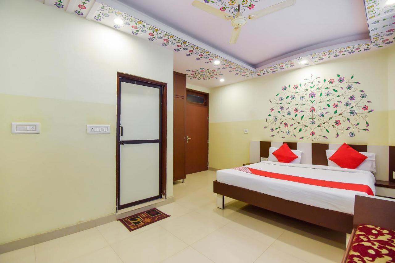 Oyo 11389 Hotel Ng Palace جايبور المظهر الخارجي الصورة