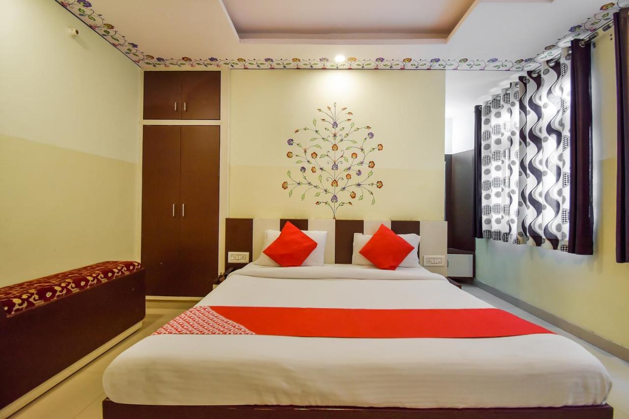 Oyo 11389 Hotel Ng Palace جايبور المظهر الخارجي الصورة